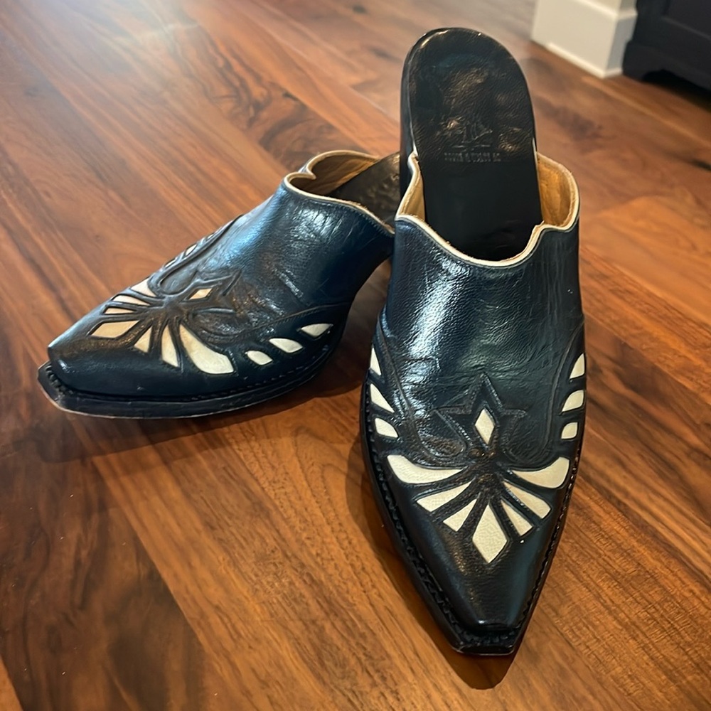 Old Gringo Western Snip Toe mules - size 7.5B